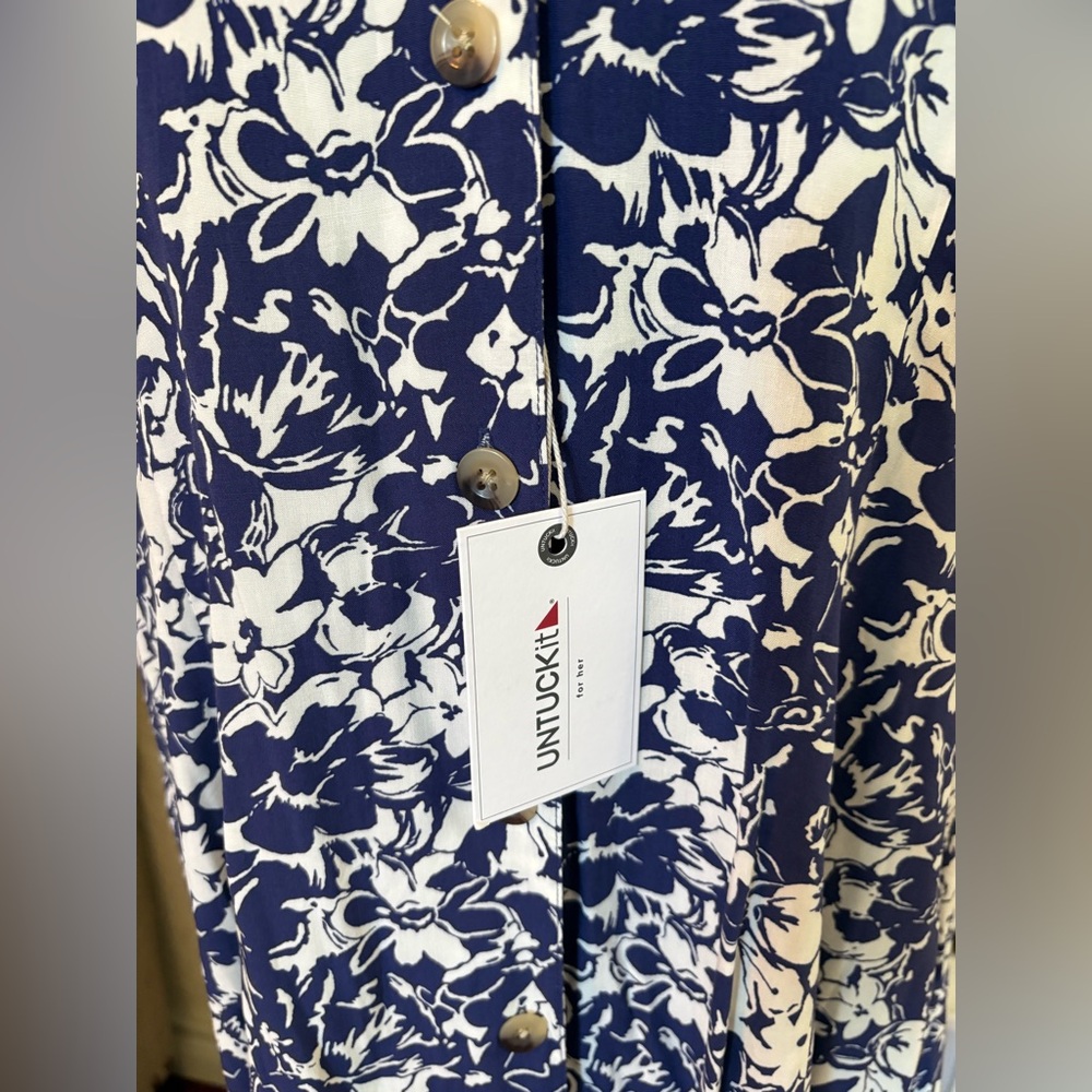 UNTUCKit Blue and White Floral Midi Dress - Picture 5 of 15